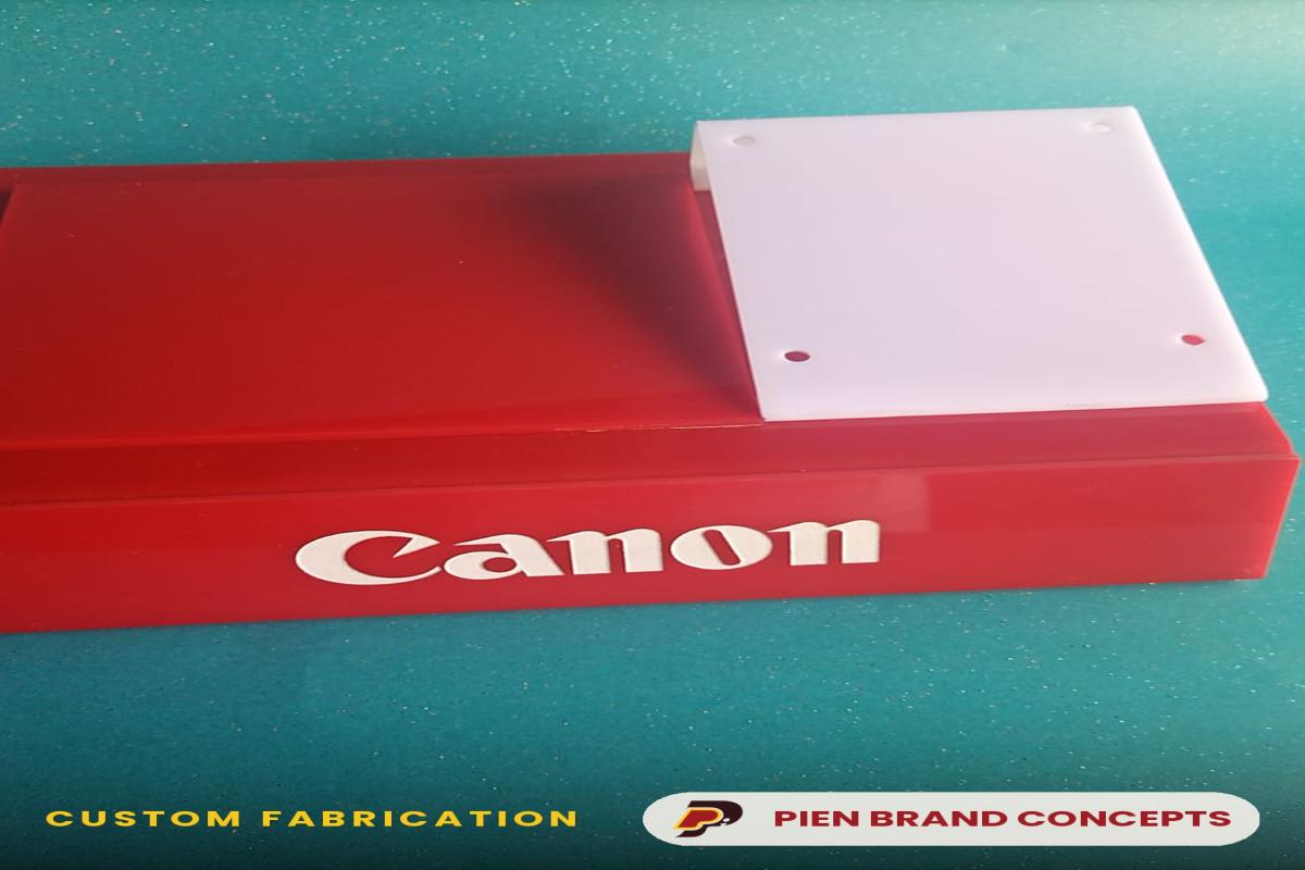 Custom fabrication / retail display