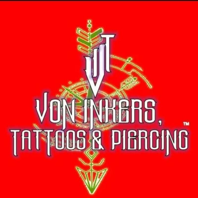 Tattoo and piercings service image